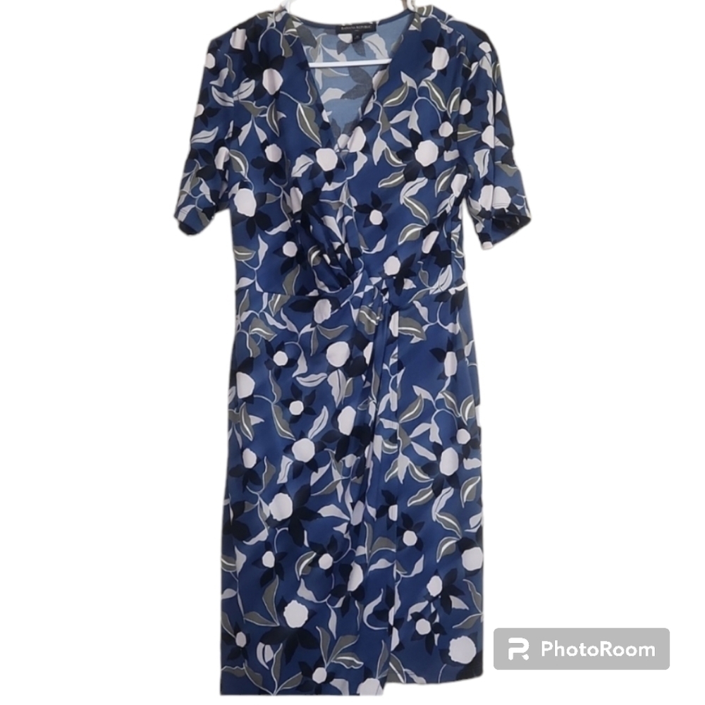 Banana Republic Factory Faux Wrap Knot Floral Dress  size M